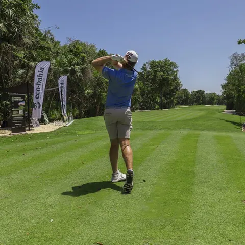 Un Swing por la Naturaleza: Fundación Eco-Bahia Inspira Conciencia Ambiental en el Tulum Championship by PGA…