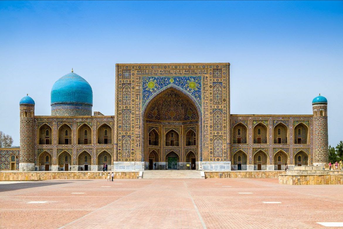 La Plaza de Registán de Samarcanda (Uzbekistán)